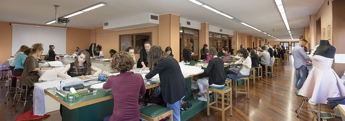 Students in pattern making lab class